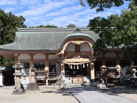 龍田神社の拝殿